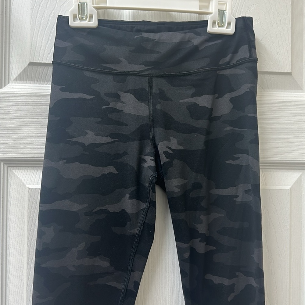 Athleta Girl Printed Chit Chat Camo Capri